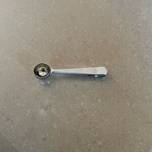 Coffee bag scoop and clip